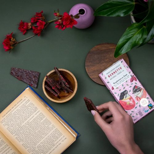 Bennetto BIO 60% Étcsokoládé Málnás 80g