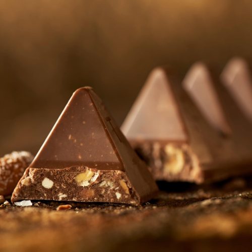 Toblerone tejcsokoládé mézzel és mandulával 100g